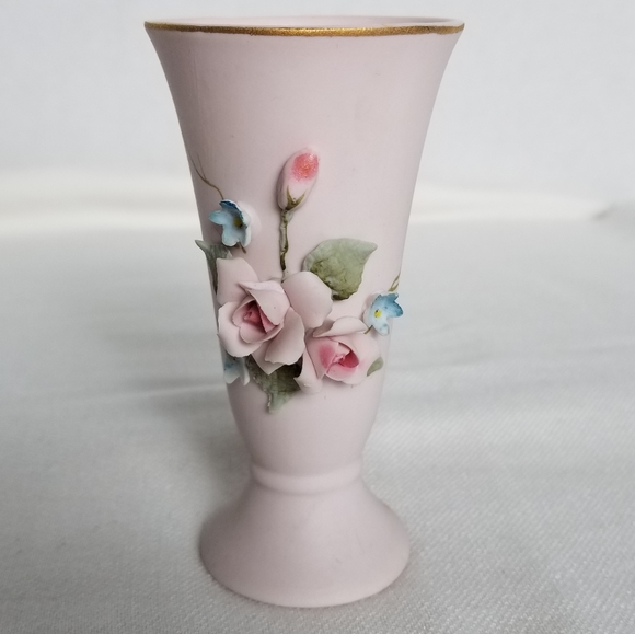 Lefton Accents Vintage 95s Lefton Small Pink Vase With Flowers